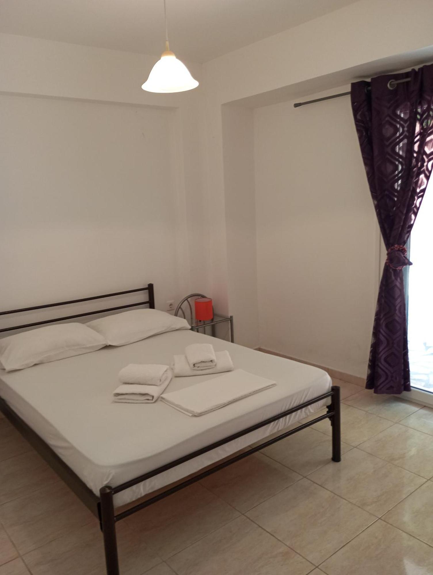 Sarakinos Apartments Barbati Exterior photo