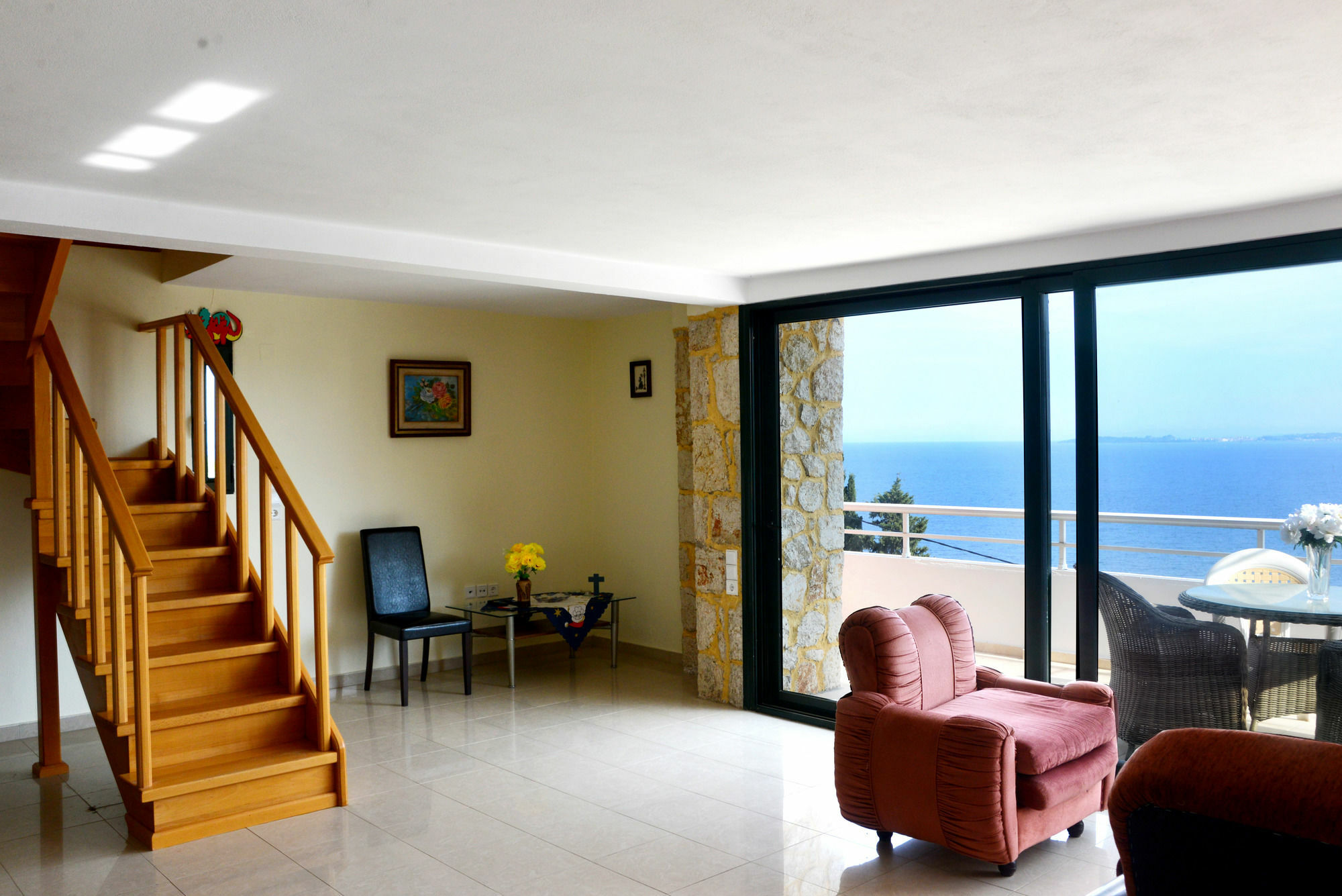 Sarakinos Apartments Barbati Exterior photo